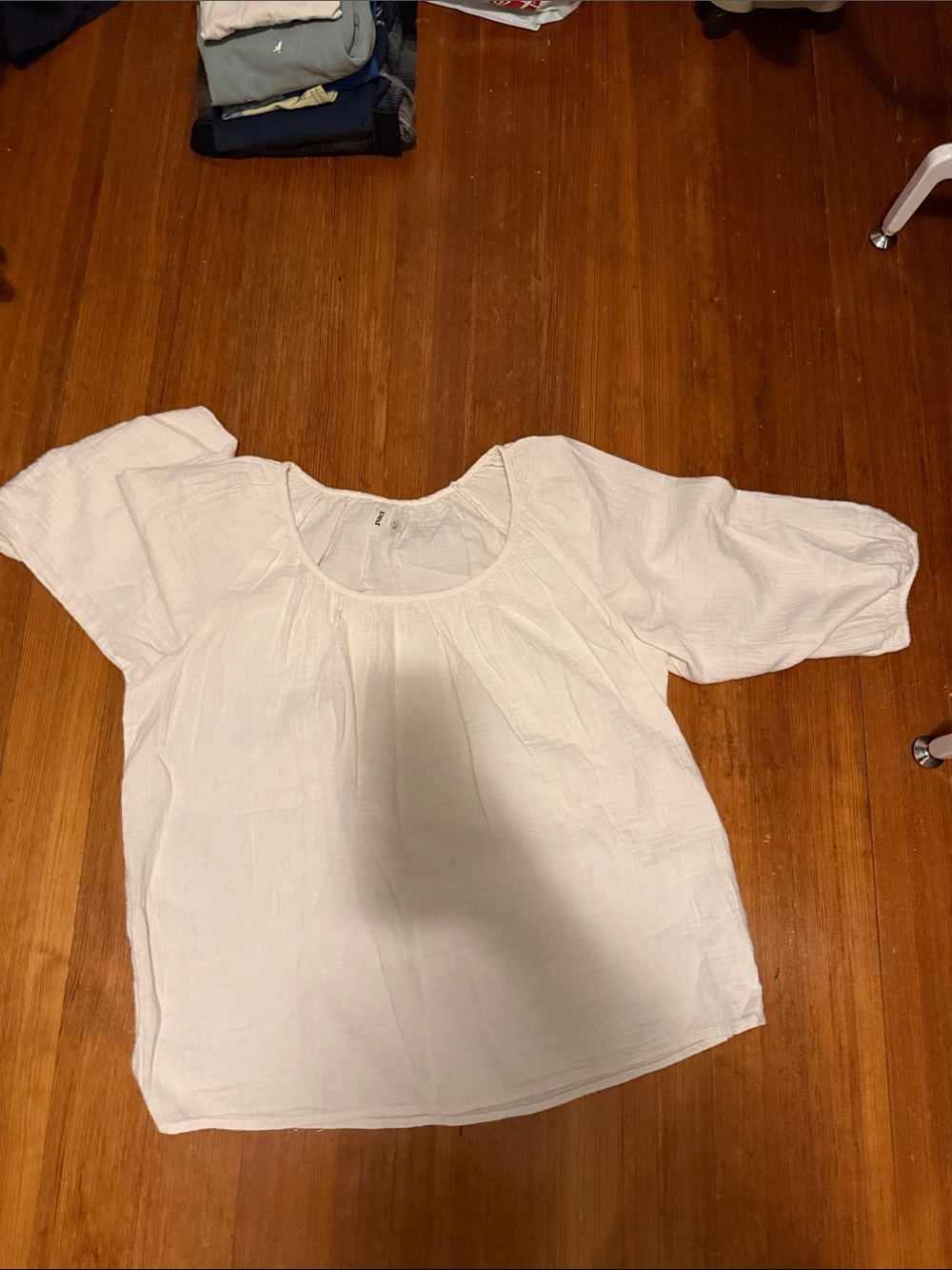 Women's off white cotton gauze scoop Neck Top
